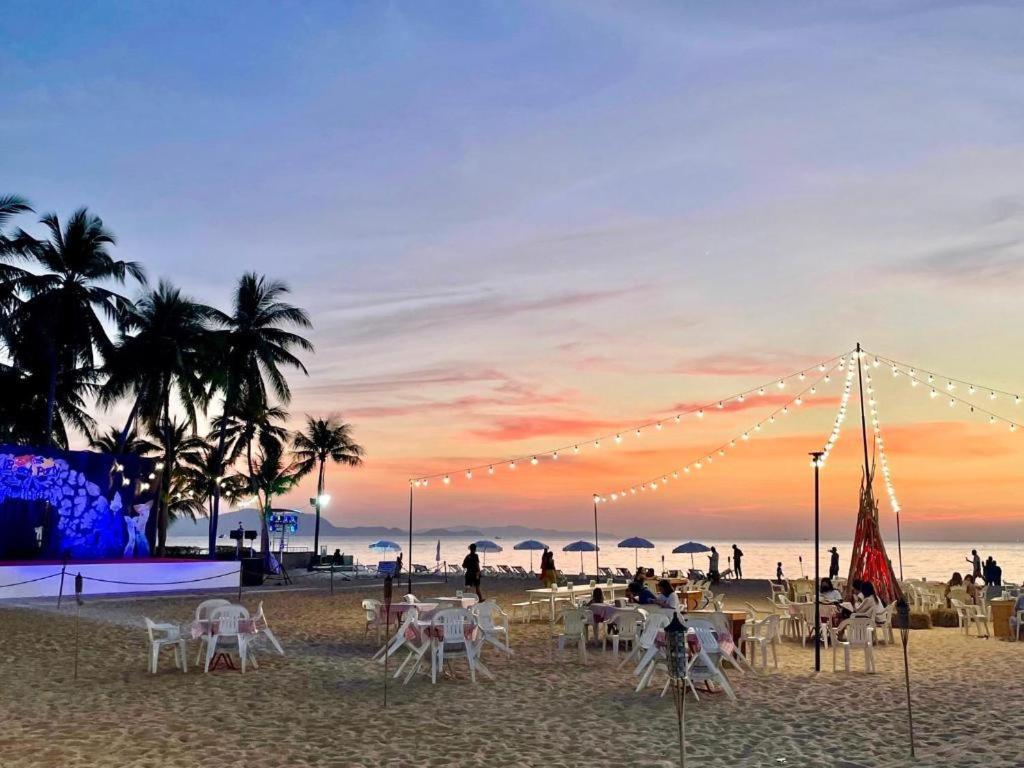 Ambassador City Jomtien Pattaya - Ocean Wing Hotel Na Chom Thian Bagian luar foto